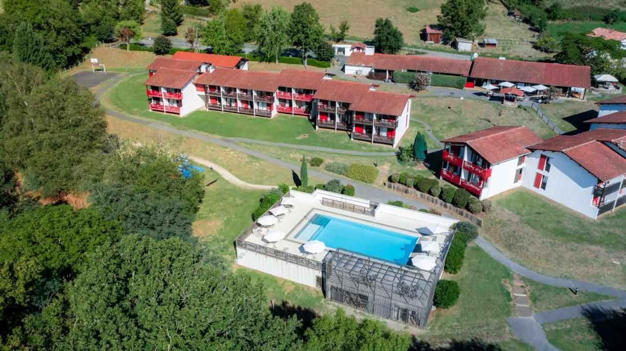 Hotel Vvf Pays Basque Saint-Etienne-De-Baigorry Zewnętrze zdjęcie