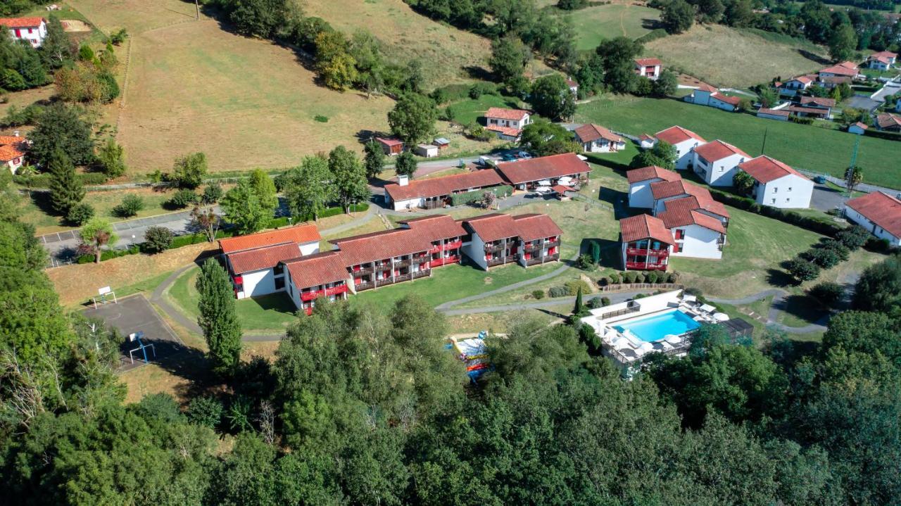 Hotel Vvf Pays Basque Saint-Etienne-De-Baigorry Zewnętrze zdjęcie